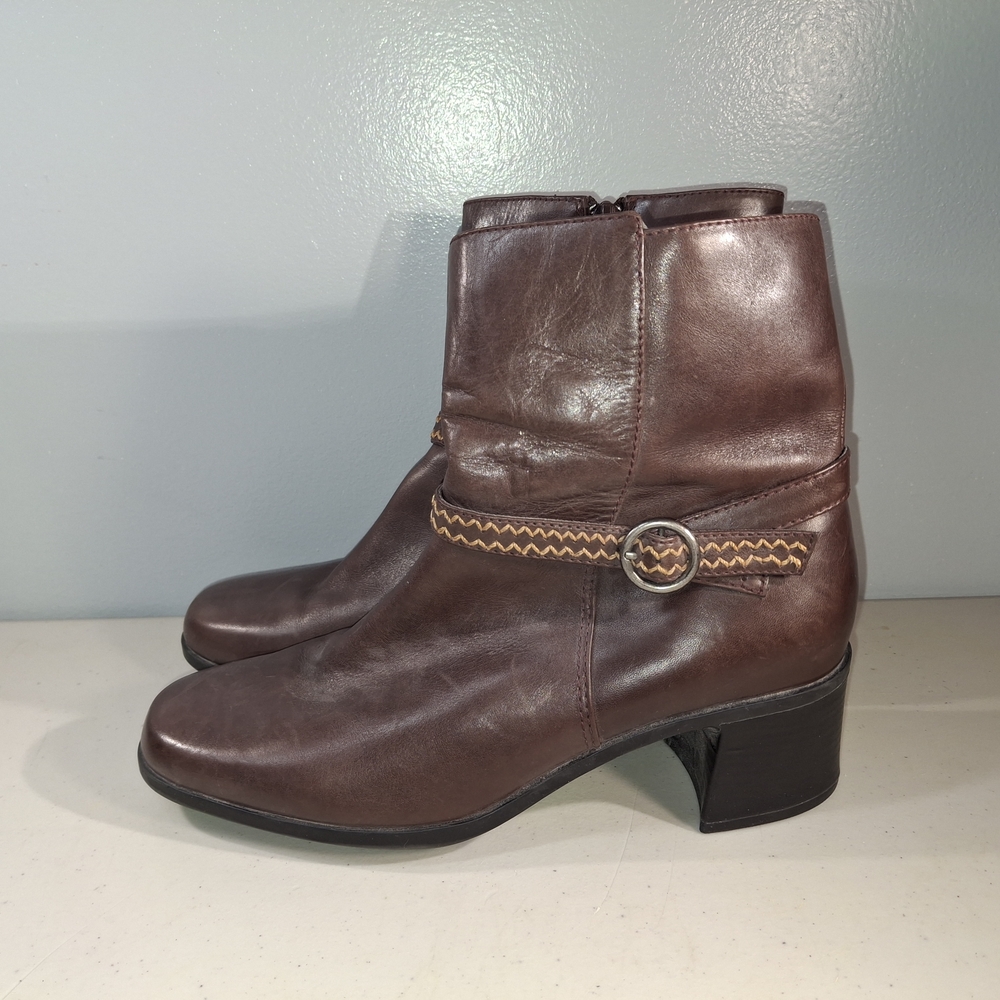Clarks Norma Leather Ankle Boots Women's 8M Brown